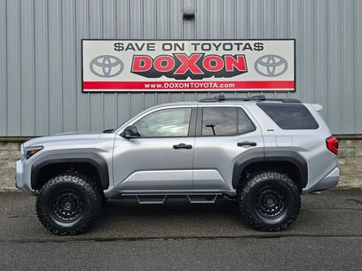 New 2025 Toyota 4Runner SR5