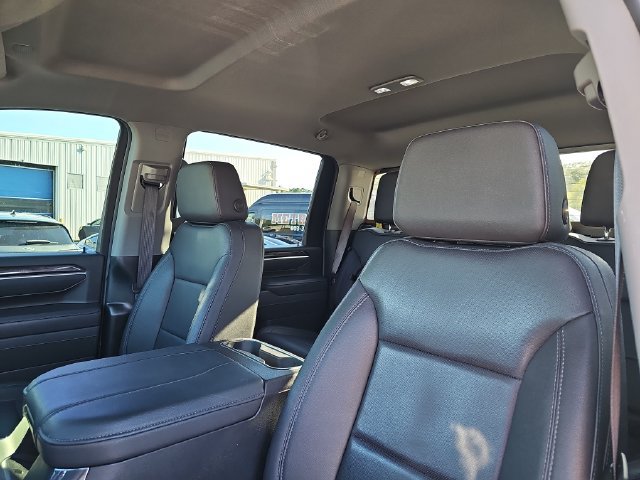 Used 2025 Chevrolet Silverado 2500 LTZ w/ LTZ Plus Package AWD/4WD image 14