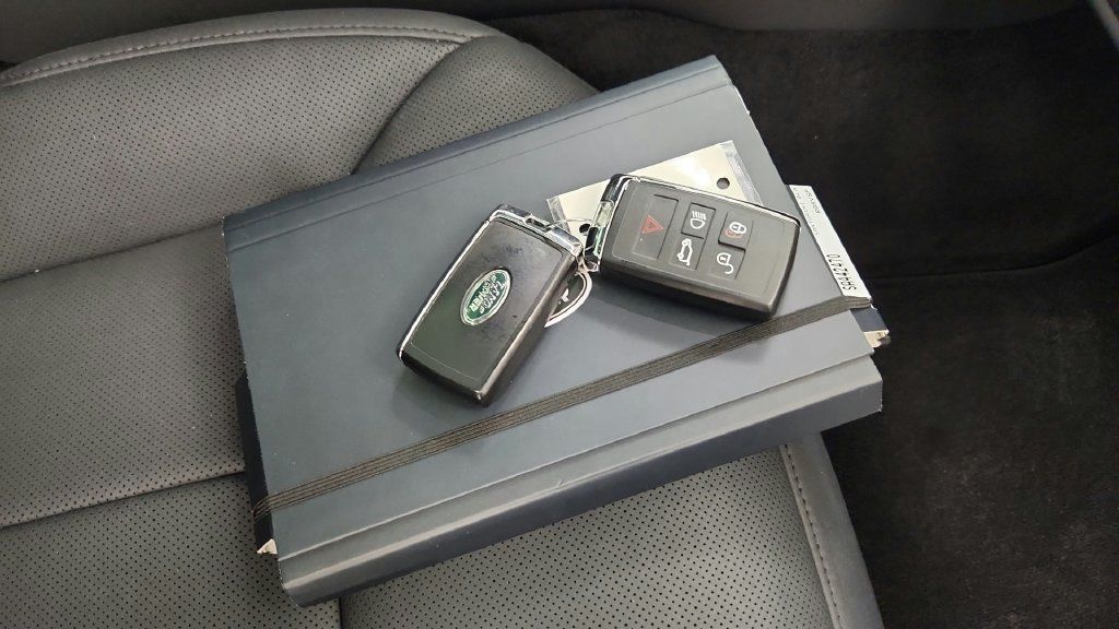 Used 2025 Land Rover Range Rover Sport Dynamic SE AWD/4WD image 45