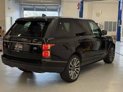 Used 2018 Land Rover Range Rover Long Wheelbase Autobiography image 9