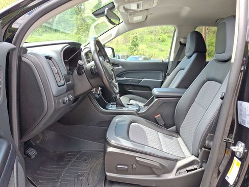Used 2022 Chevrolet Colorado Z71 AWD/4WD image 13