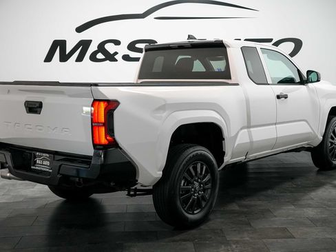 Used 2024 Toyota Tacoma SR RWD image 4