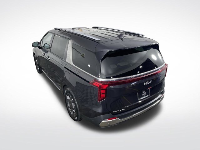 Used 2026 Kia Carnival SX FWD image 39