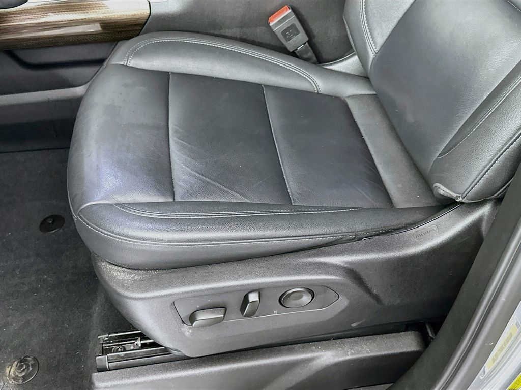Used 2024 Chevrolet Silverado 1500 LT Trail Boss AWD/4WD image 27