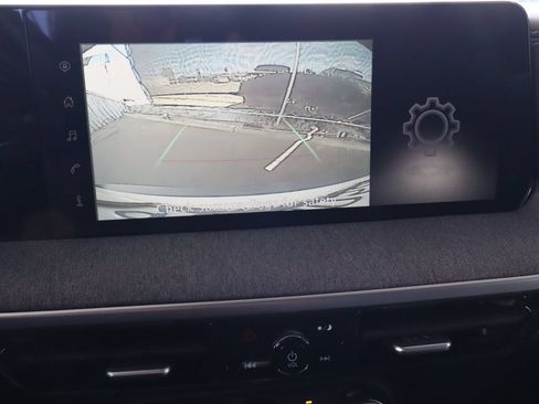 Used 2025 Nissan Kicks SV FWD image 26
