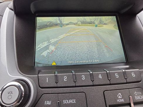 Used 2015 GMC Terrain SLT w/ Chrome Edition image 9