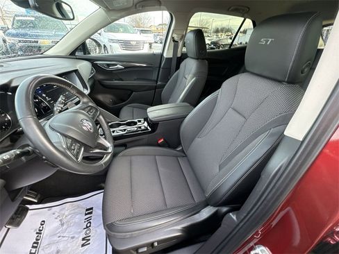 Used 2023 Buick Envision Preferred w/ Sport Touring Package image 11