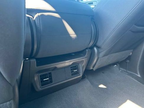 Used 2023 Chevrolet Silverado 1500 Custom RWD image 41