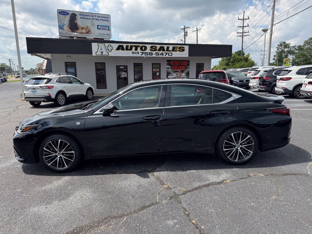 Used 2025 Lexus ES 300h F Sport FWD image 9