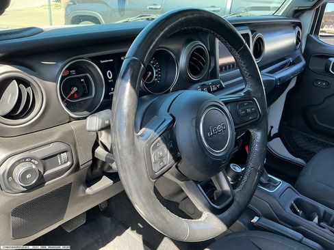 Used 2023 Jeep Wrangler Sport AWD/4WD image 10