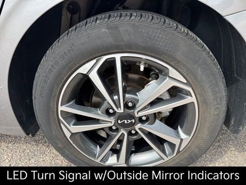 Certified 2023 Kia Forte LXS w/ LXS Technology Package image 13