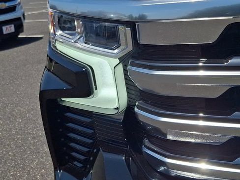 Certified 2026 Chevrolet Silverado 1500 High Country w/ High Country Premium Package AWD/4WD image 9
