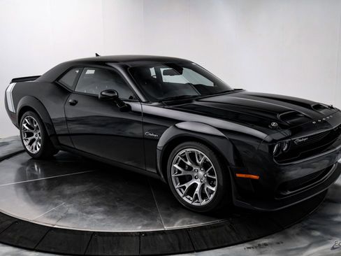 Used 2023 Dodge Challenger SRT Hellcat Redeye image 25