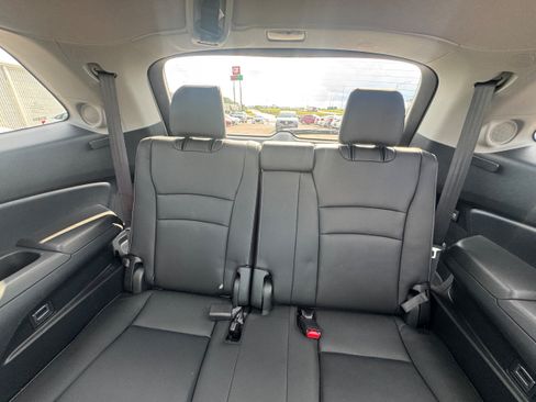 Used 2021 Honda Pilot Elite image 27