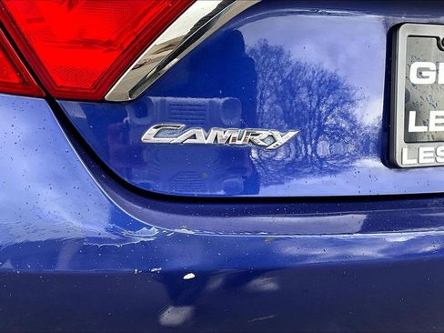 Used 2016 Toyota Camry SE image 8