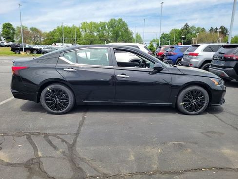 New 2025 Nissan Altima 2.5 SV w/ SV Special Edition Package image 3