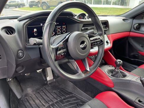Used 2024 Nissan Z Performance w/ Floor Mat Package RWD image 28