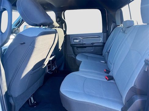 Used 2023 RAM 2500 Big Horn w/ Level 2 Equipment Group image 23