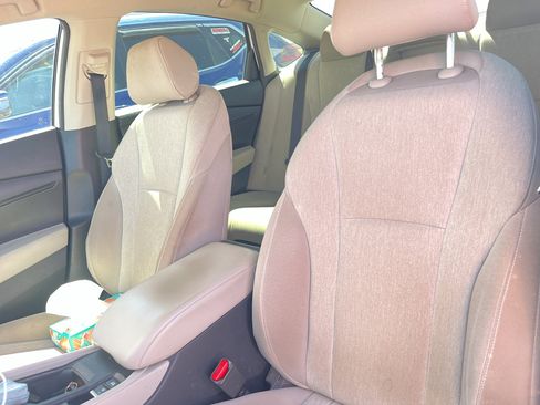 Used 2025 Honda Accord LX image 6