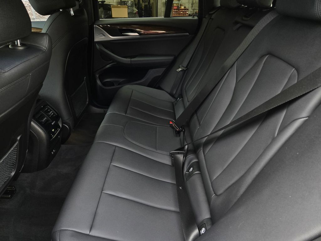 Used 2021 BMW X4 xDrive30i w/ Convenience Package AWD/4WD image 13