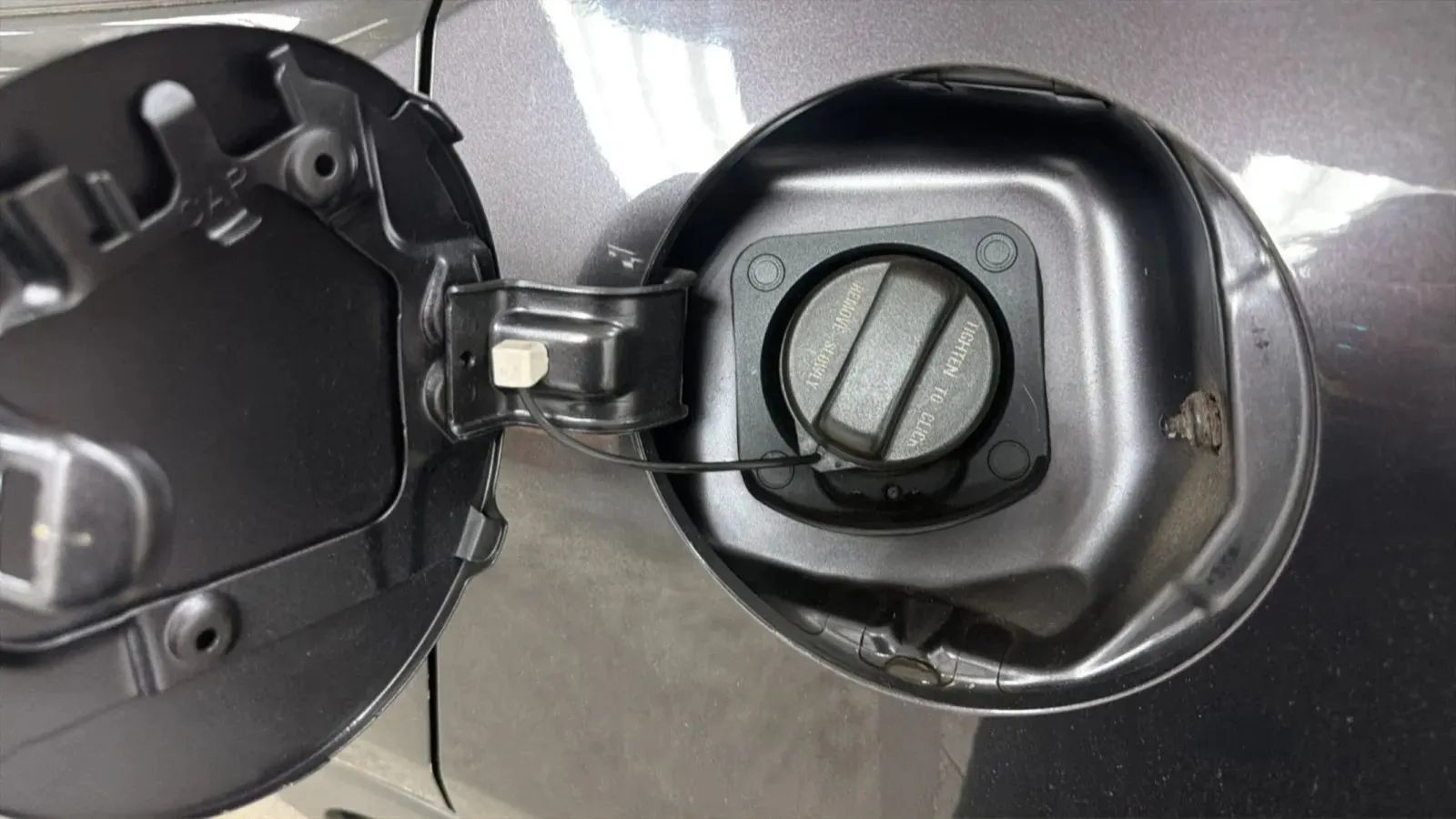 Used 2018 Honda HR-V EX image 29