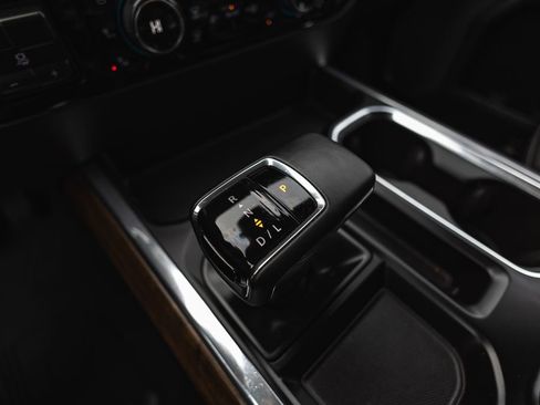 Used 2023 Chevrolet Silverado 1500 High Country w/ High Country Premium Package image 26