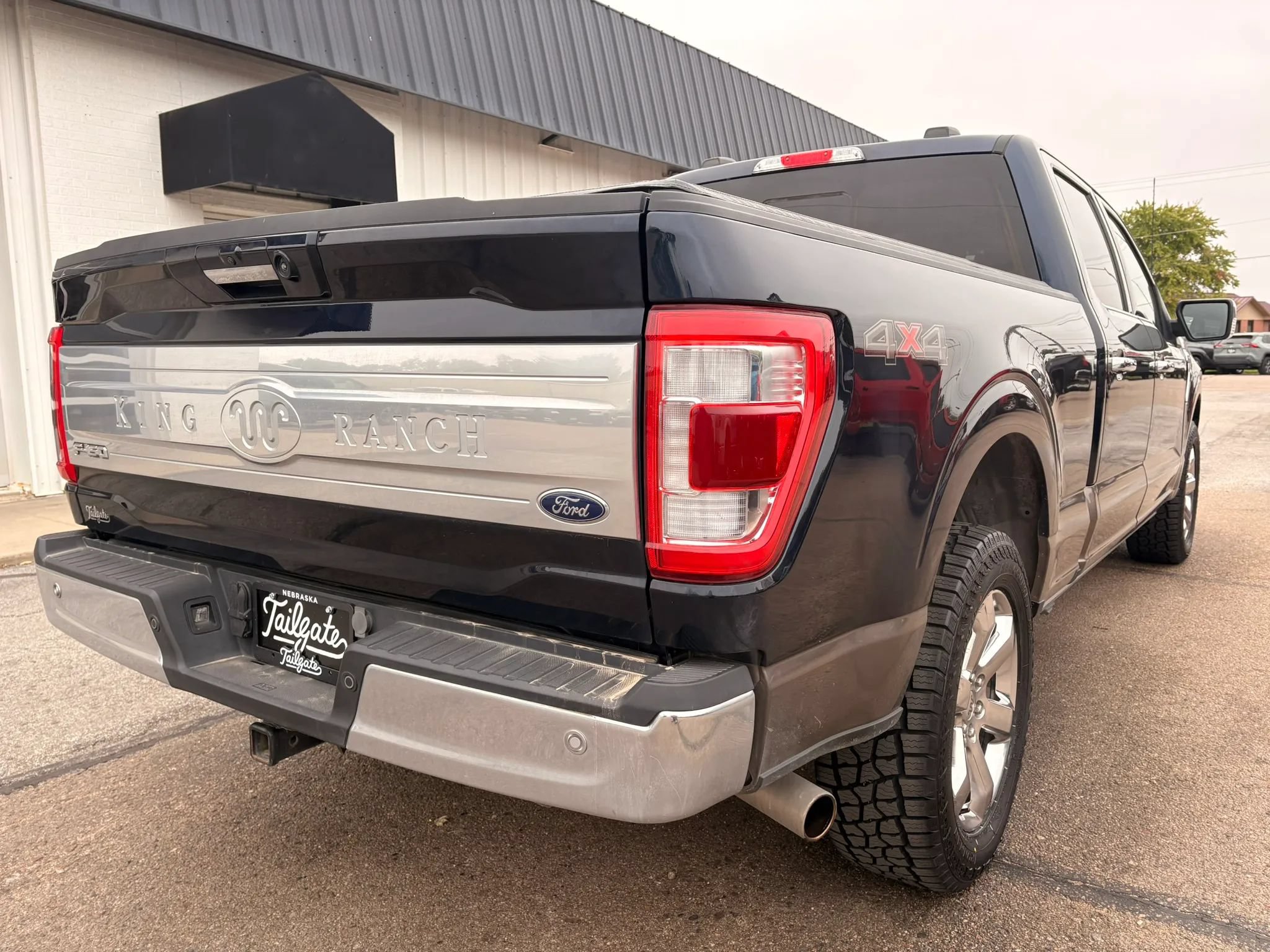 Used 2023 Ford F150 King Ranch w/ Equipment Group 601A High AWD/4WD image 7