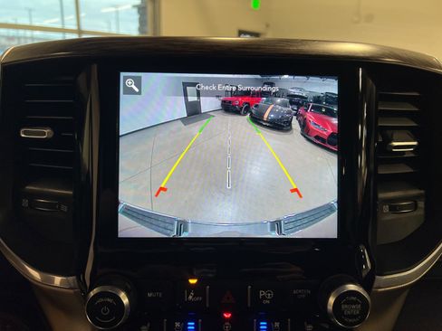 Used 2020 RAM 1500 Laramie image 19