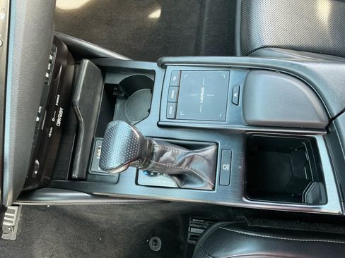 Used 2019 Lexus ES 350 F Sport w/ Accessory Package image 15