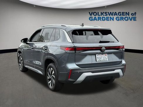 Used 2025 Volkswagen Tiguan S FWD image 5