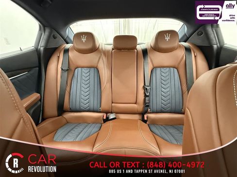 Used 2019 Maserati Ghibli S GranLusso image 10