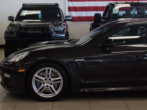 Used 2012 Porsche Panamera 4 image 19