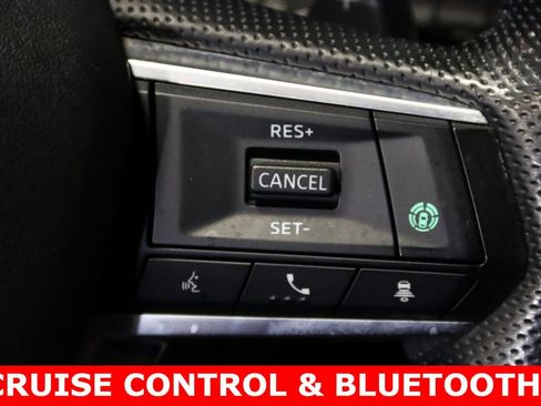 Used 2022 Mitsubishi Outlander SE image 17