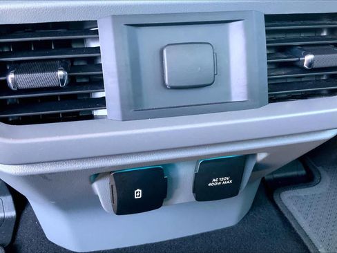 Used 2024 Ford F150 XLT w/ Mobile Office Package RWD image 30