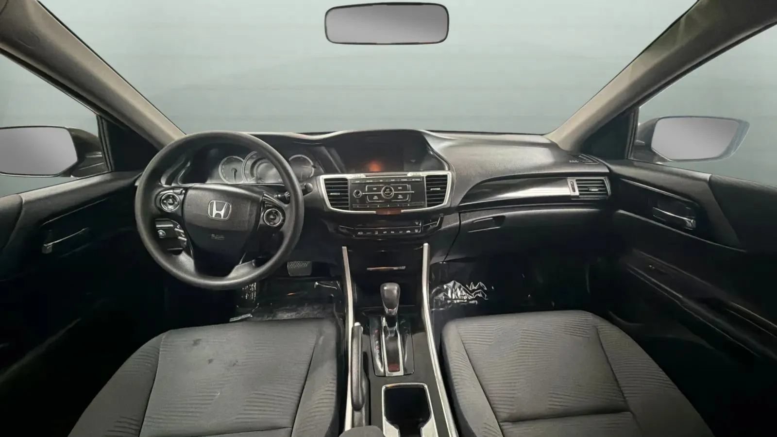 Used 2017 Honda Accord LX image 10