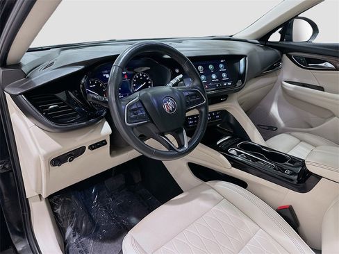 Used 2022 Buick Envision Avenir w/ Technology Package II image 9