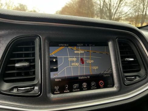 Used 2015 Dodge Challenger R/T Plus image 32