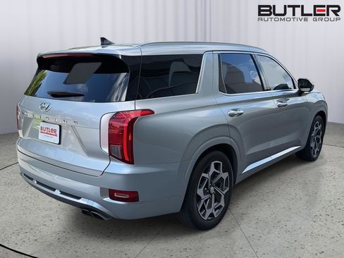 Used 2022 Hyundai Palisade Calligraphy w/ Cargo Package FWD image 6