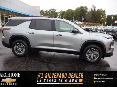 New 2027 Chevrolet Traverse LT w/ Driver Confidence Package