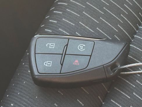 Used 2025 Chevrolet Equinox LT image 21