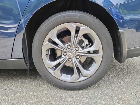 Used 2024 Honda Accord EX image 10