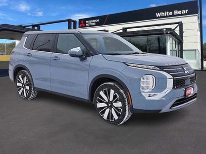 New 2026 Mitsubishi Outlander SE