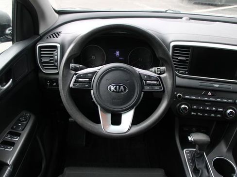 Used 2020 Kia Sportage LX w/ LX Popular Package FWD image 17