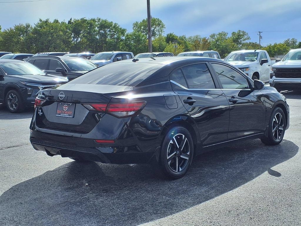 Used 2025 Nissan Sentra SV w/ All-Weather Package FWD image 4