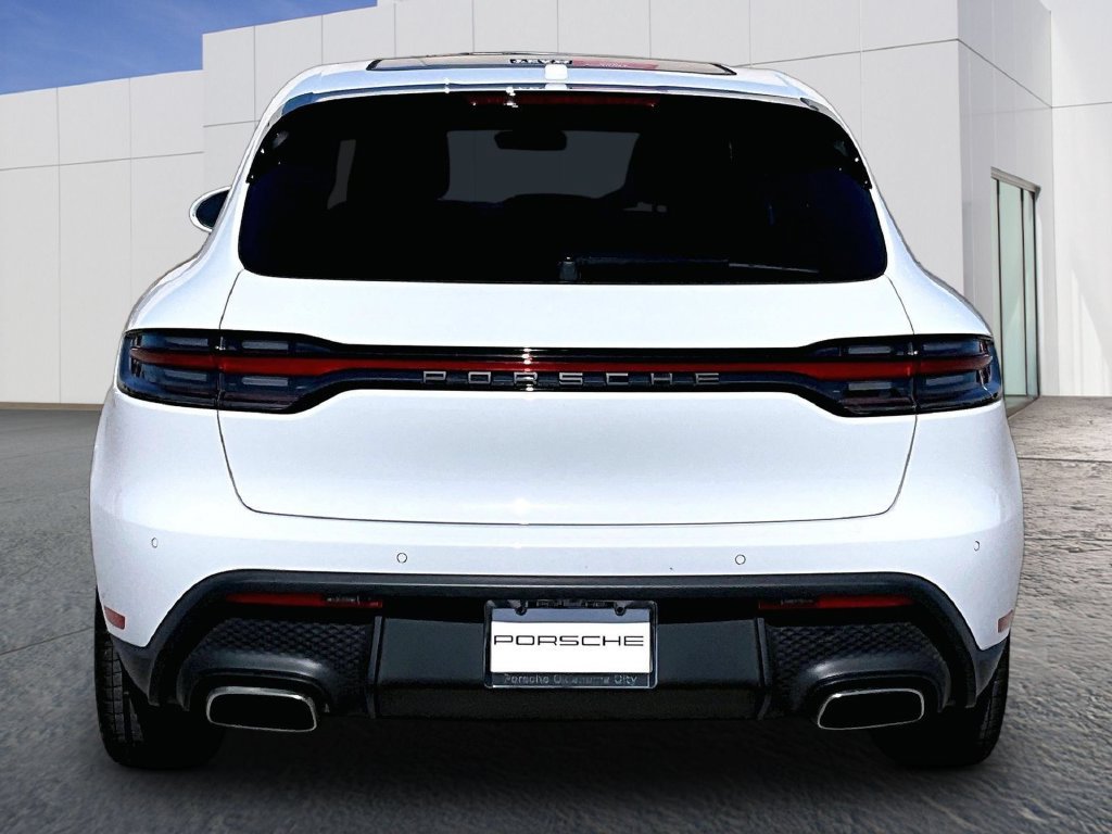 Certified 2026 Porsche Macan AWD/4WD image 6