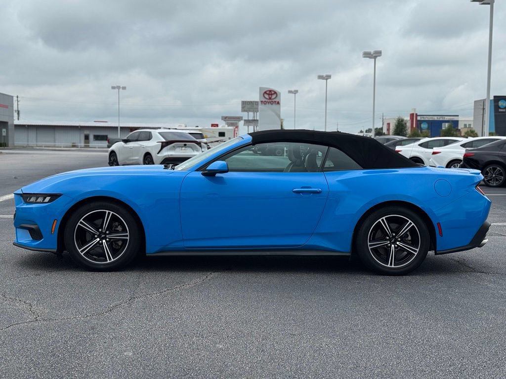 Used 2024 Ford Mustang Premium RWD image 8