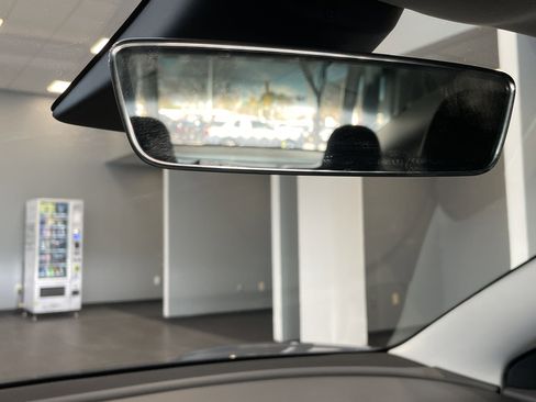 Used 2018 Tesla Model 3 Long Range image 30