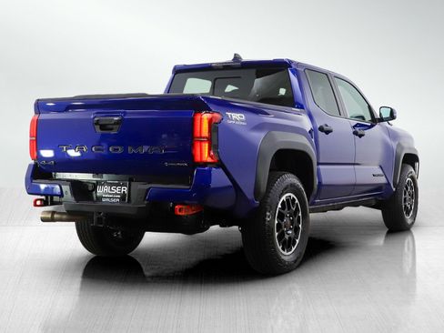 Used 2024 Toyota Tacoma TRD Off-Road w/ TRD Off Road Upgrade Package image 5