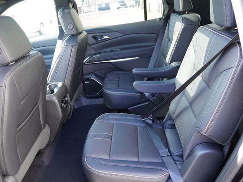 New 2026 Chevrolet Traverse High Country image 11