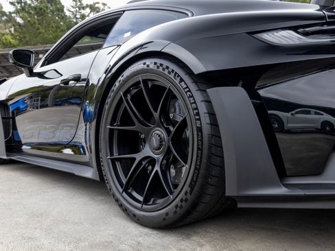 Certified 2025 Porsche 911 GT3 RS image 16